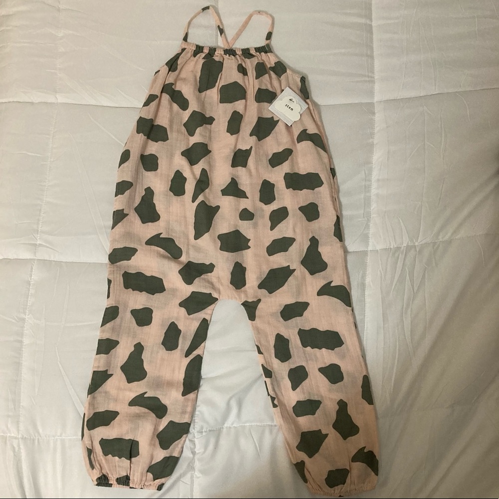 Girls stem one piece jumper.